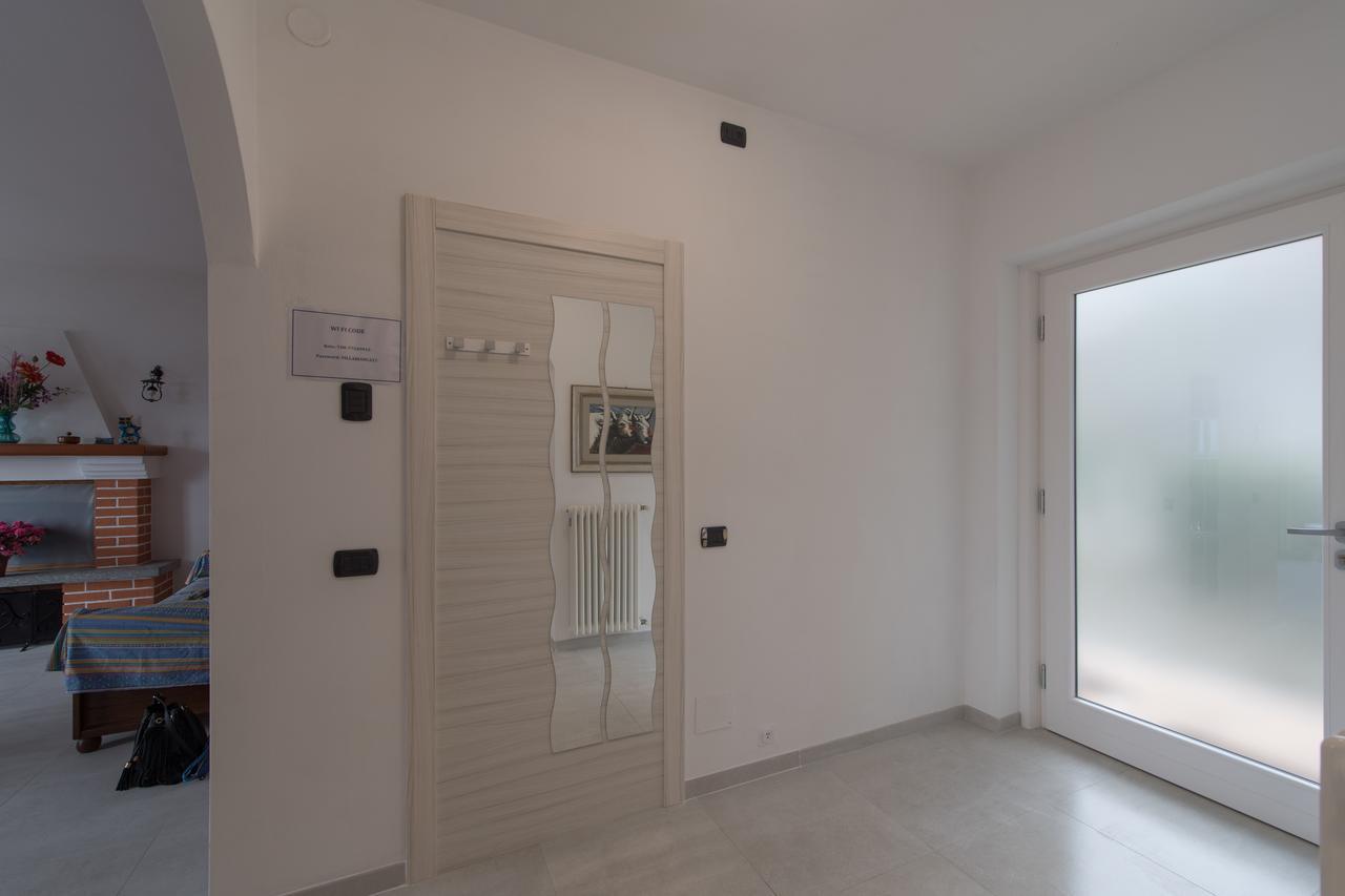 Villa Bianca ヴァレンナ エクステリア 写真